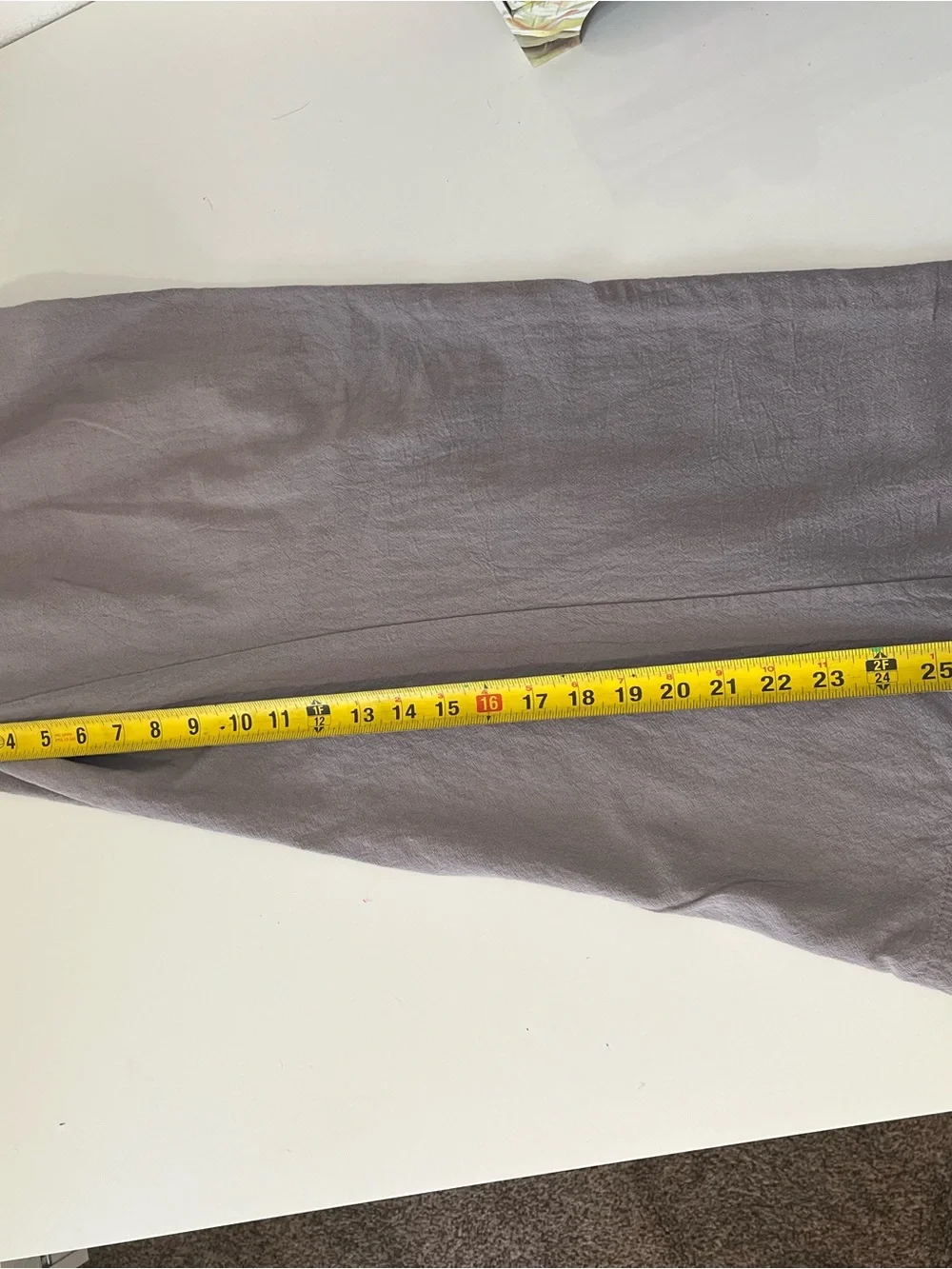 Men's Neutral Gray Elastic-Waist Joggers with Drawstring